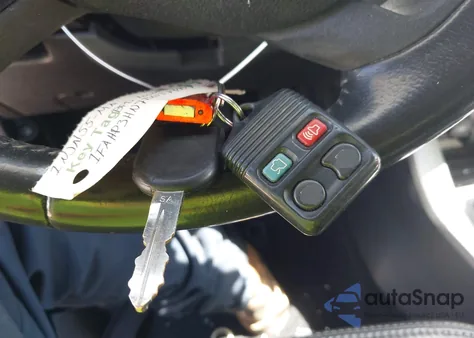 2011 Ford Focus Sel z USA, uszkodzony, nr VIN 1FAHP3HN7BW174007